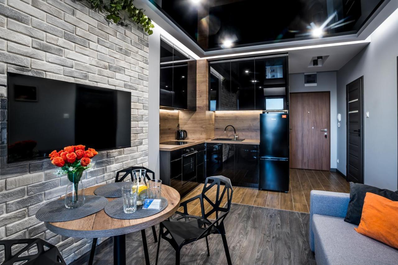 Resinest Apartamenty Jurowiecka J17 Białystok Exterior foto